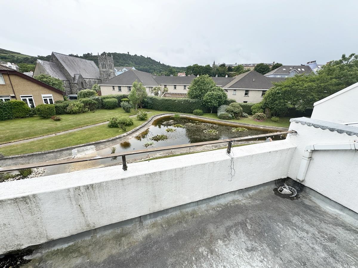 9 Marine Gardens, Ramsey, Isle Of Man. - Photo 5 of 19