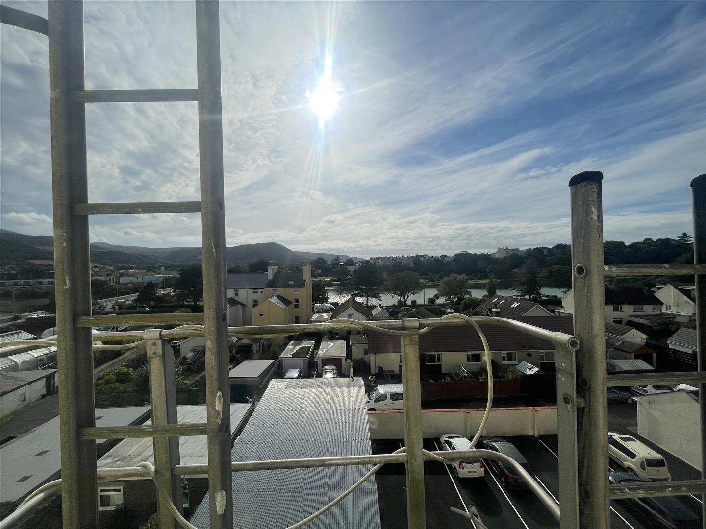9 Cumbria Court, Mooragh Promenade, Ramsey. - Photo 3 of 9