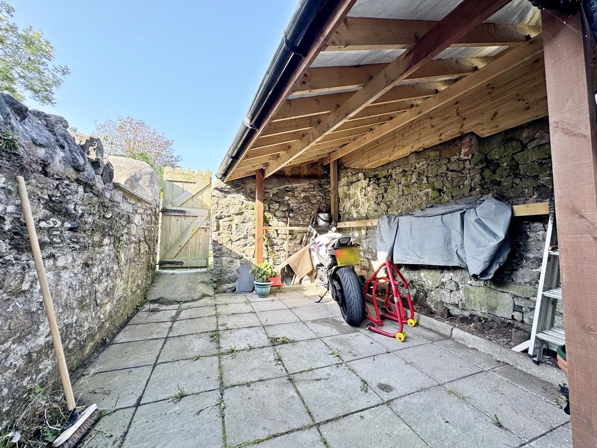 81 Malew Street, Castletown. - Photo 3 of 21