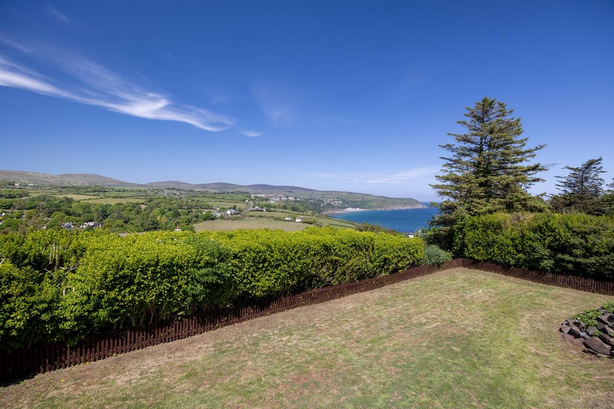 Bay View, Clay Head Road, Baldrine. - Photo 4 of 40