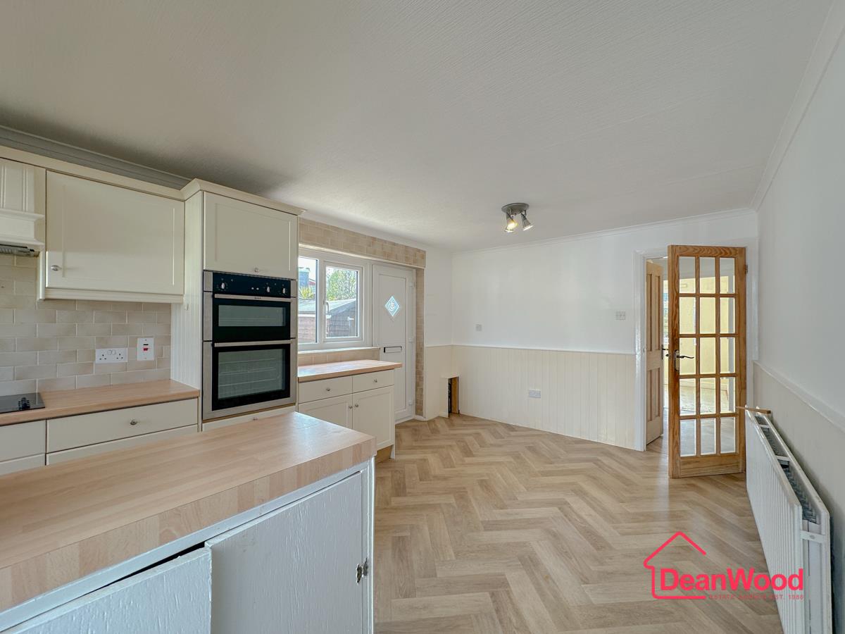 17 Julian Road, Douglas. - Photo 2 of 21