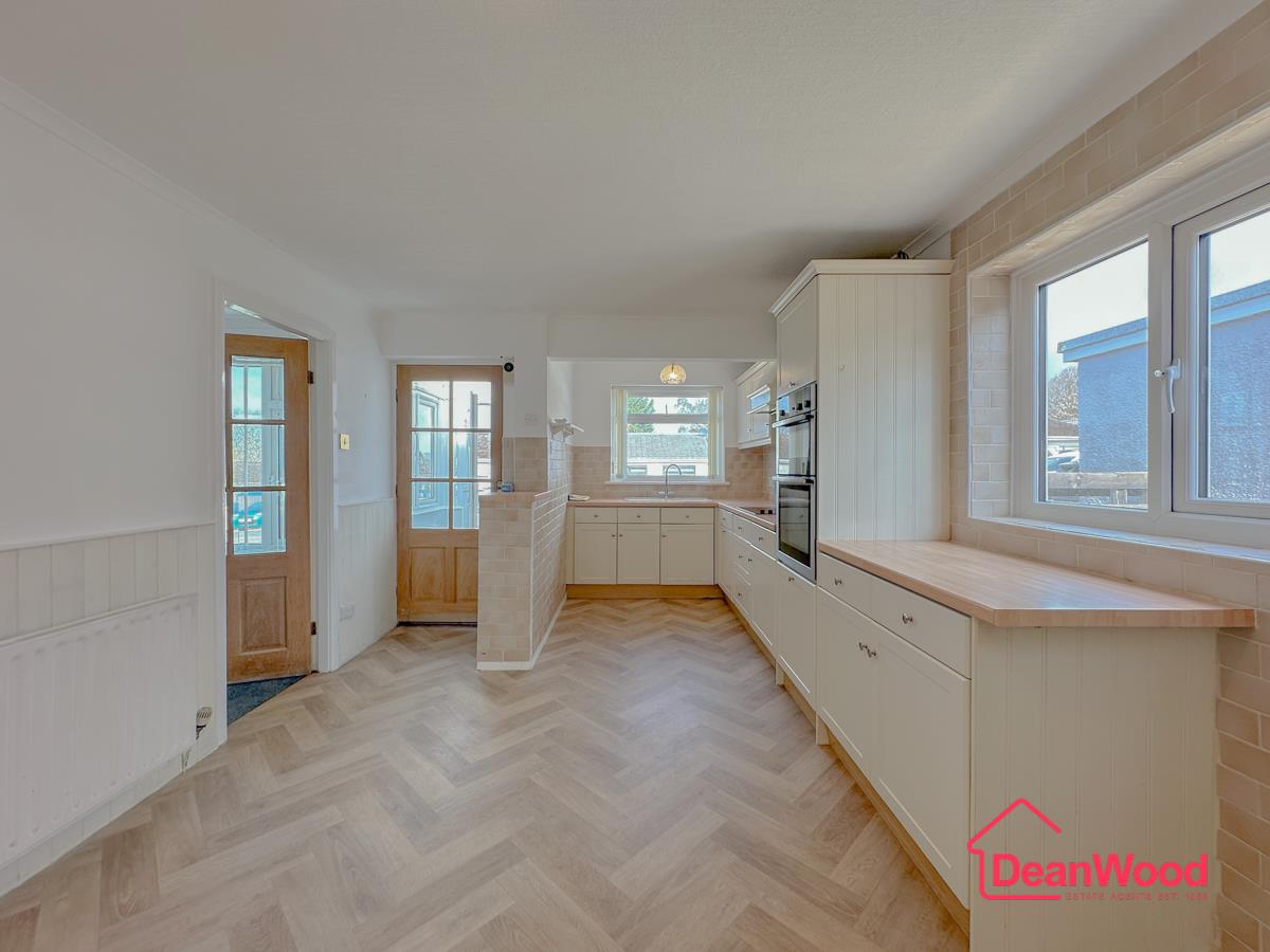 17 Julian Road, Douglas. - Photo 5 of 21