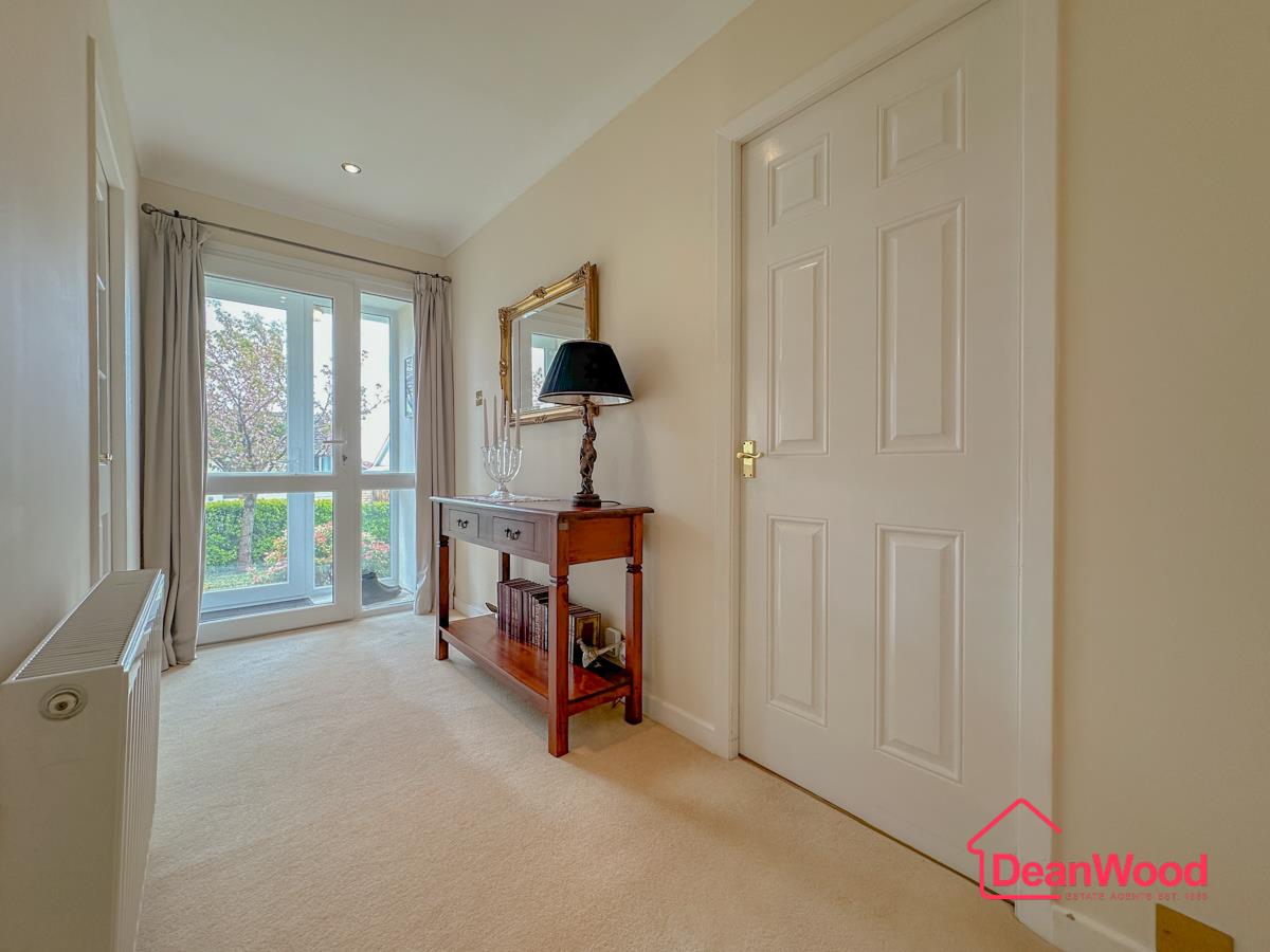 9 The Kirkway, Onchan. - Photo 4 of 31