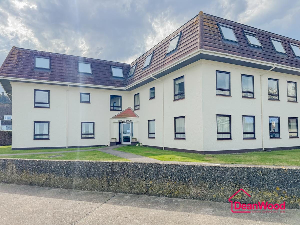 8 Royal Court Queens Promenade, Ramsey, Isle Of Man. - Photo 1 of 24