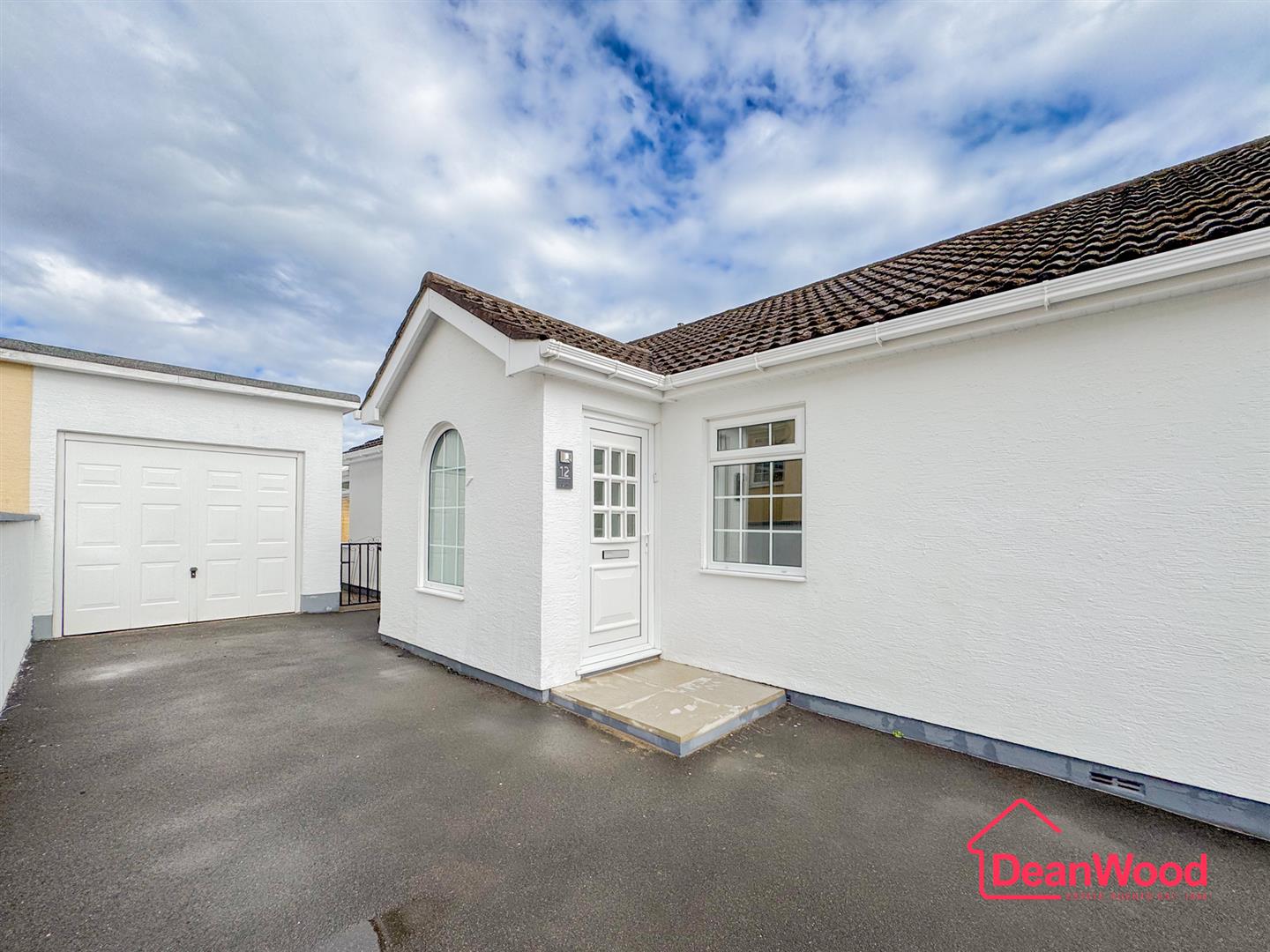 12 Harcroft Avenue, Saddlestone, Isle of Man, Braddan. - Photo 2 of 22