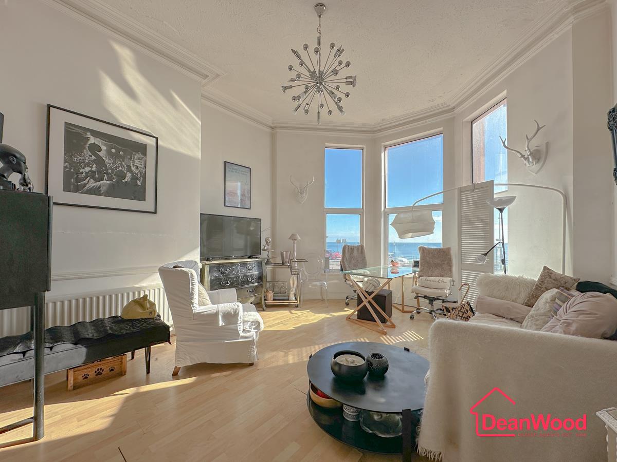 Apartment 1, Lansdowne, Queens Promenade, Douglas. - Photo 2 of 14