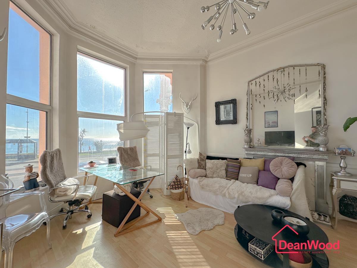 Apartment 1, Lansdowne, Queens Promenade, Douglas. - Photo 3 of 14