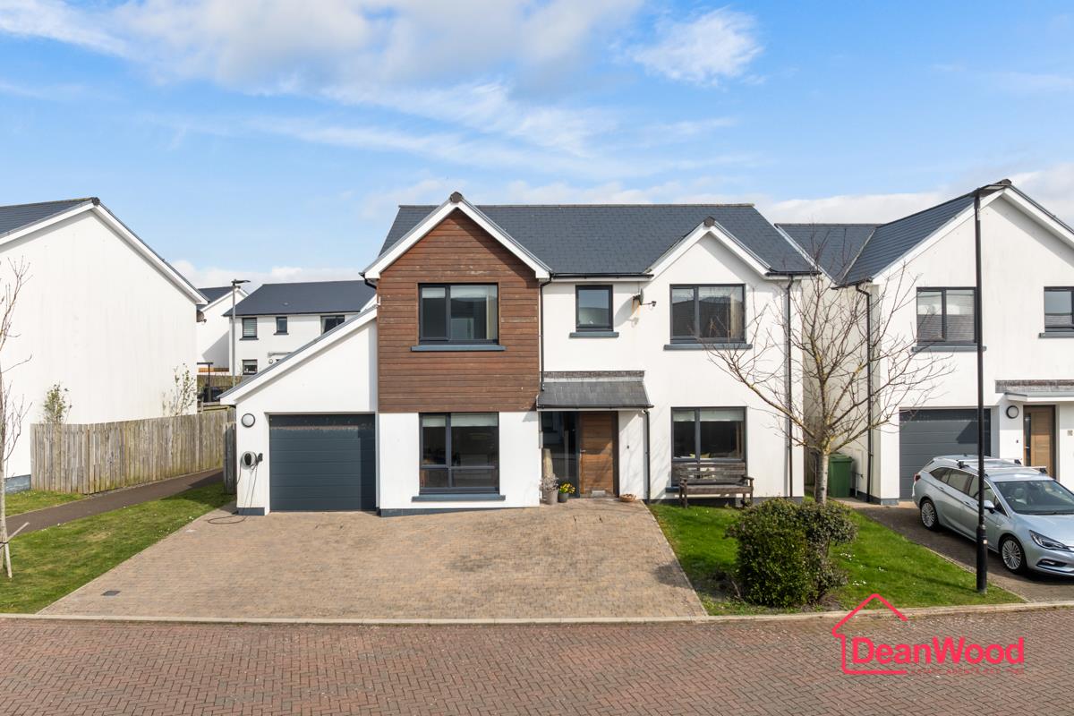 71, Cronk Cullyn, Colby, Isle Of Man. - Photo 1 of 28