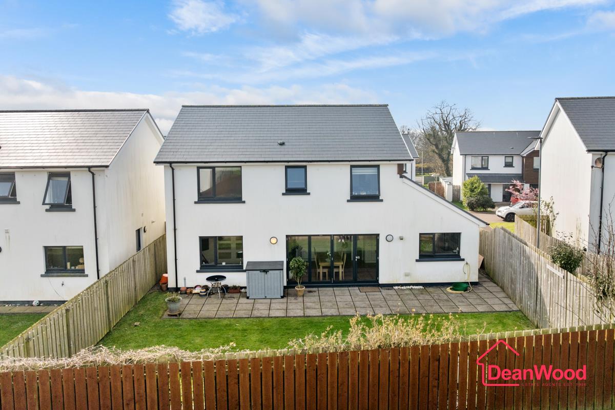 71, Cronk Cullyn, Colby, Isle Of Man. - Photo 3 of 28