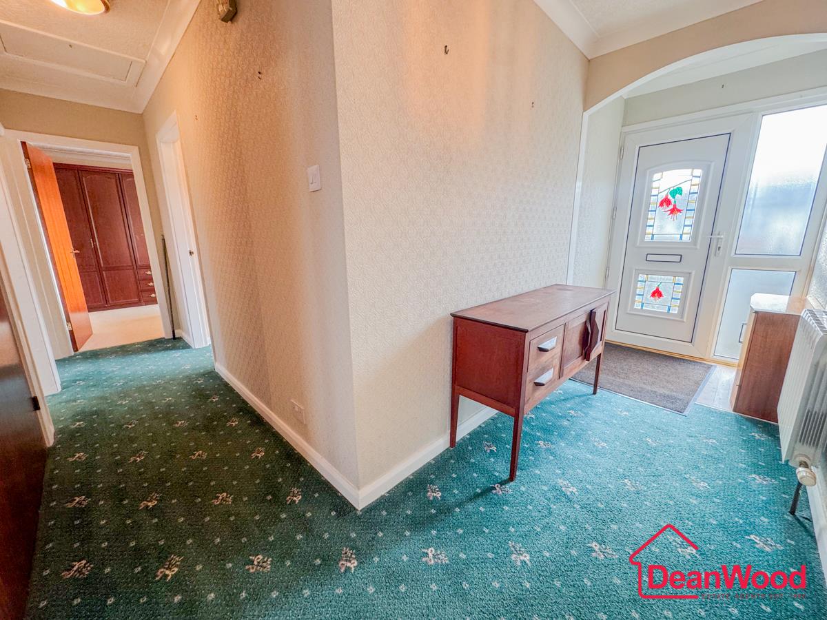 27, Silverburn Drive, Ballasalla, Isle of Man. - Photo 5 of 28