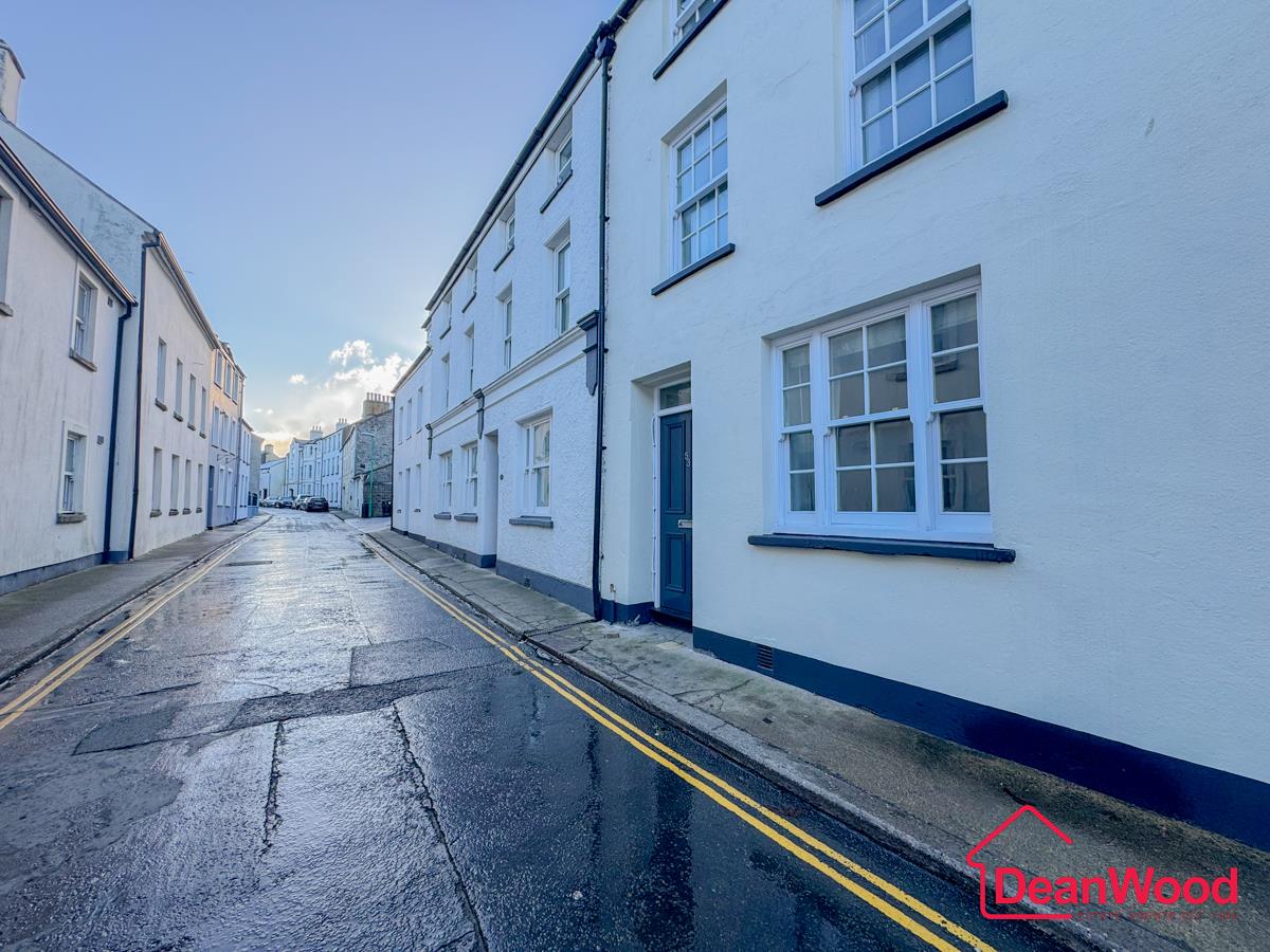 53 Malew Street, Castletown, Isle of Man. - Photo 2 of 25