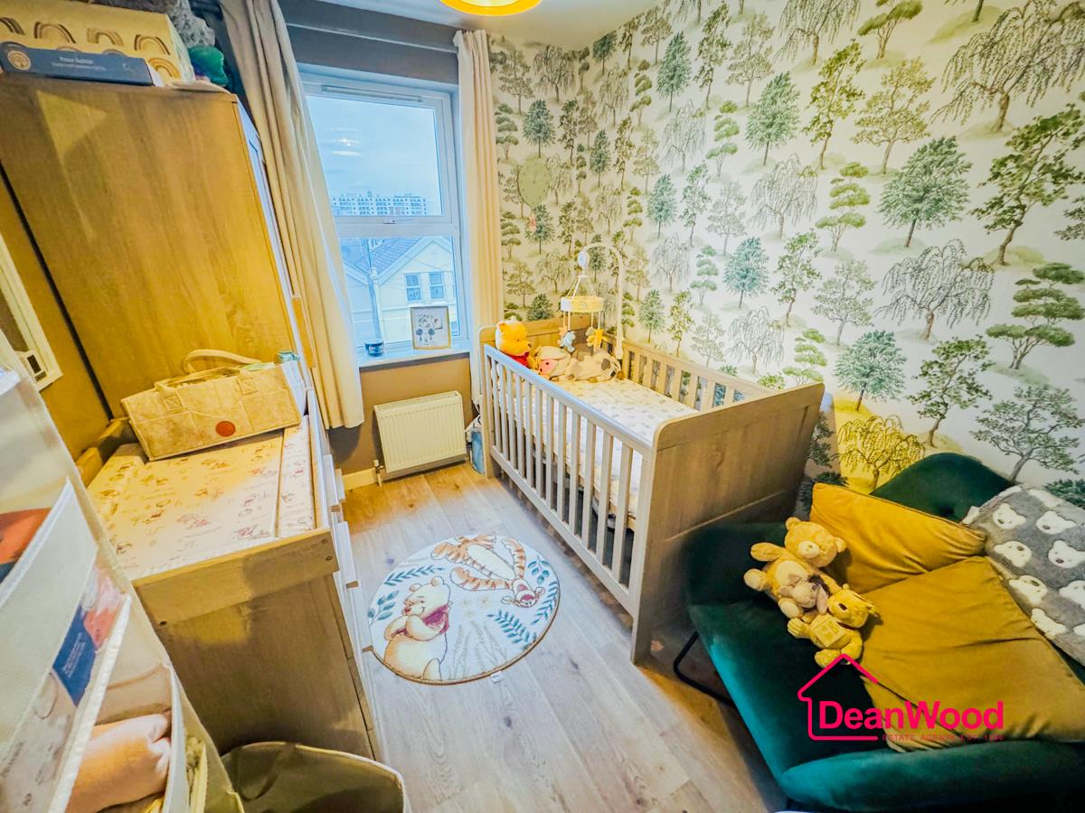 8 Queens Pier Apartments, Queens Drive East, Ramsey, Isle Of Man. - Photo 4 of 8