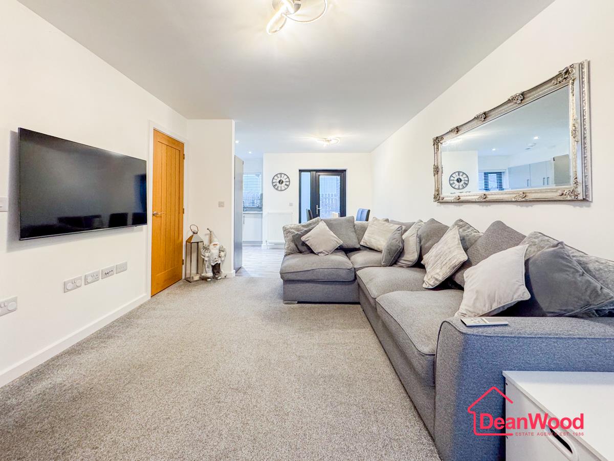 Clifton Drive, Ramsey, Isle of Man. - Photo 3 of 19
