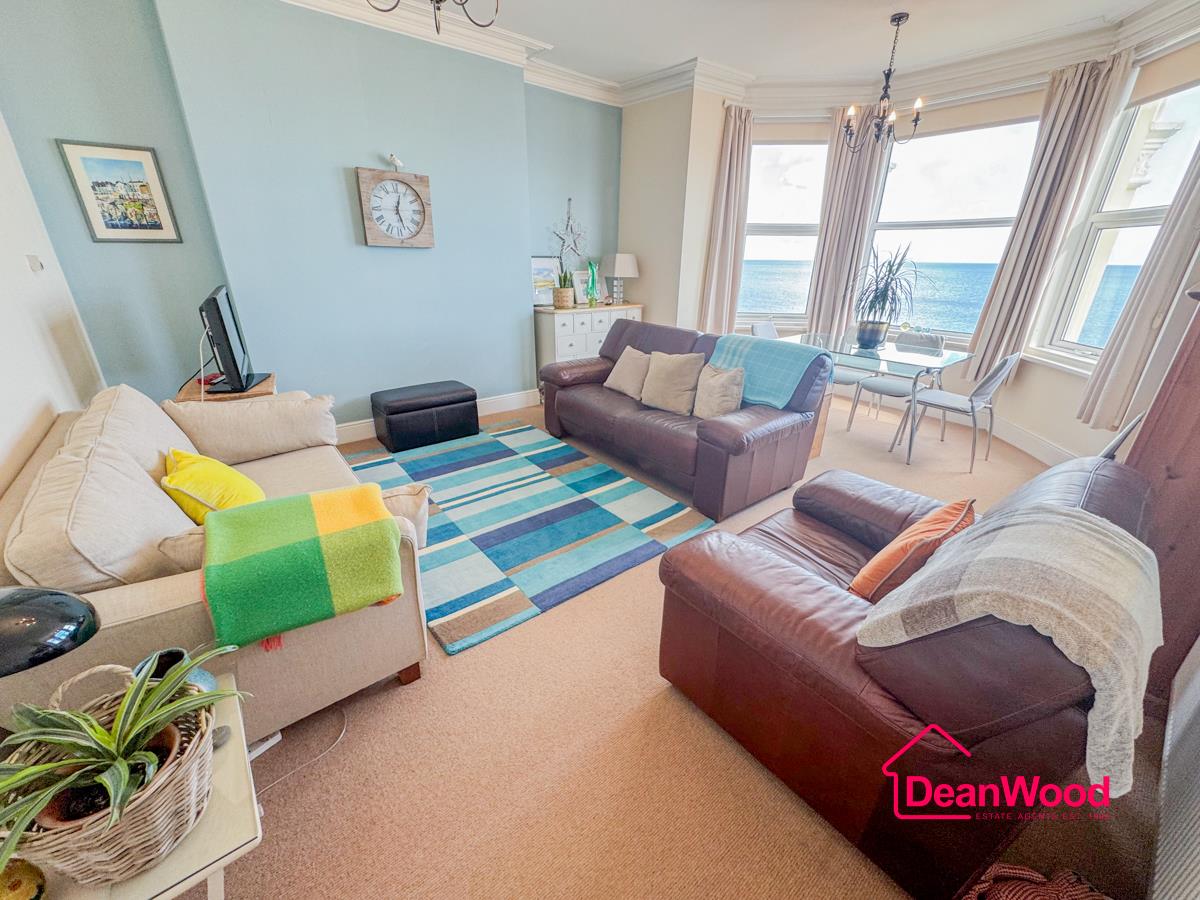 Apartment 14 Isle of Alanis, Ramsey. - Photo 4 of 17