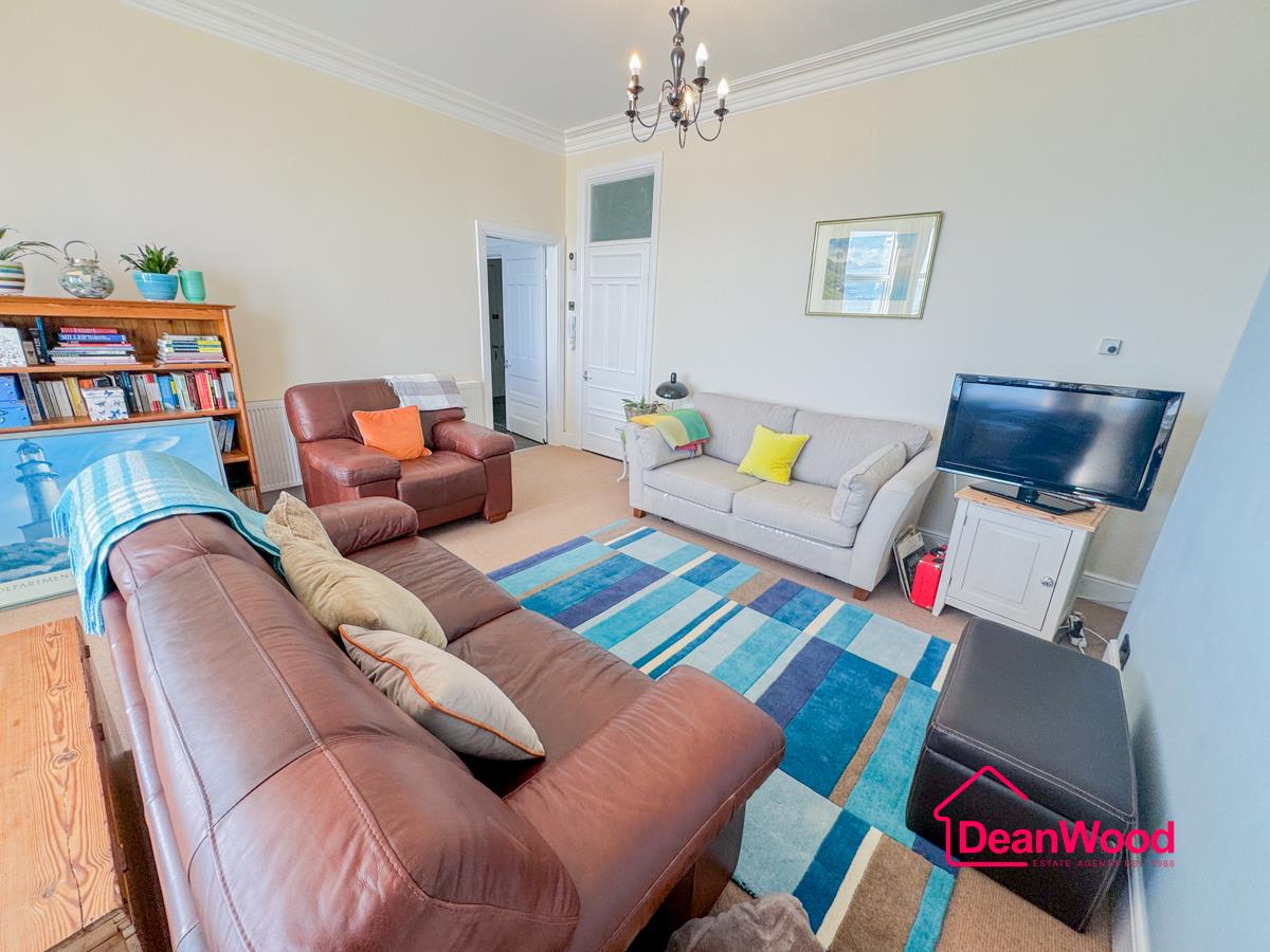 Apartment 14 Isle of Alanis, Ramsey. - Photo 5 of 17