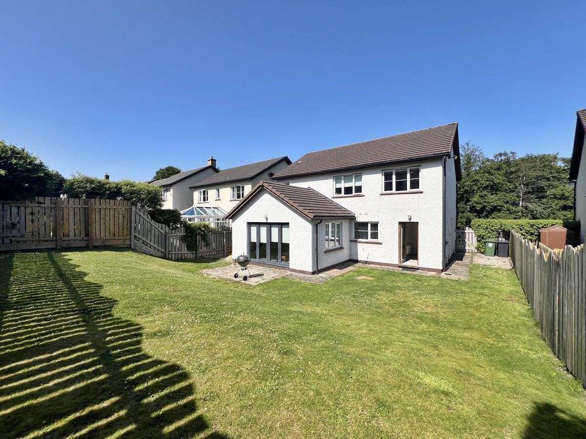 12, Manor Woods, Douglas. - Photo 2 of 30