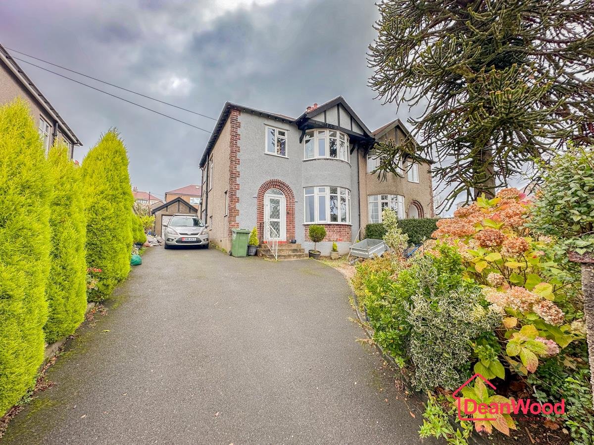 15 Governors Road, Onchan.