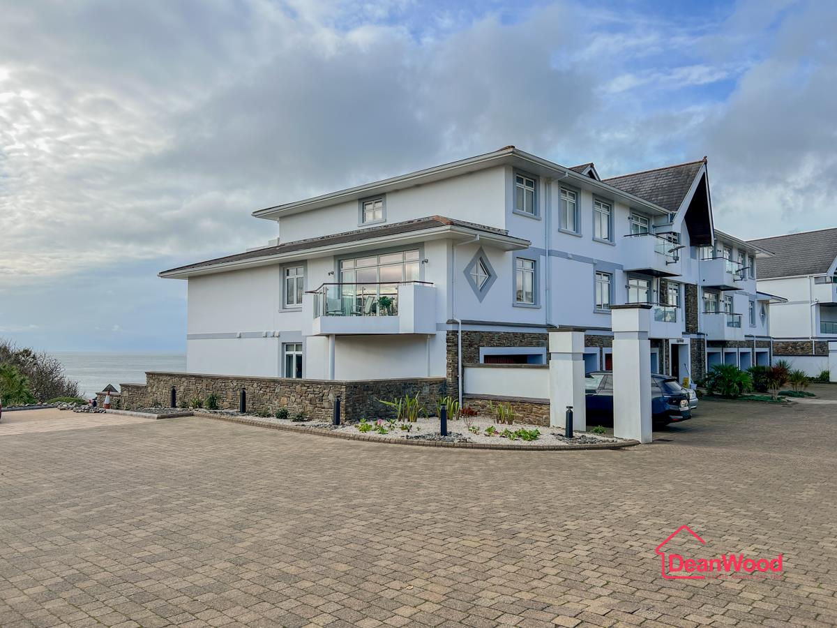 83, Majestic Apartments, Onchan. - Photo 1 of 22