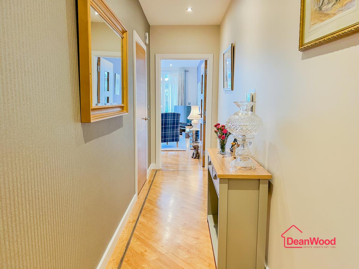83, Majestic Apartments, Onchan. - Photo 5 of 22