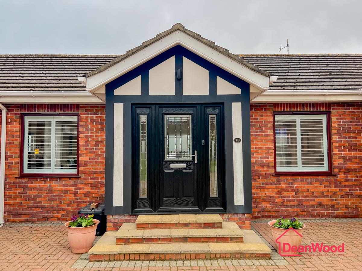 18 Manor Park, Onchan, Isle Of Man. - Photo 3 of 39