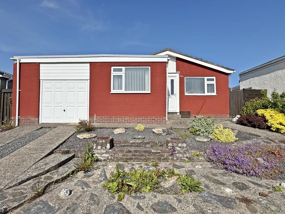 5 Hillberry Close, Douglas, Isle Of Man. - Photo 1 of 21