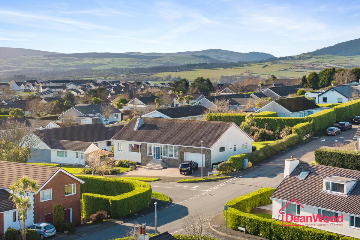 13 Highfield Crescent, Onchan. - Photo 3 of 37