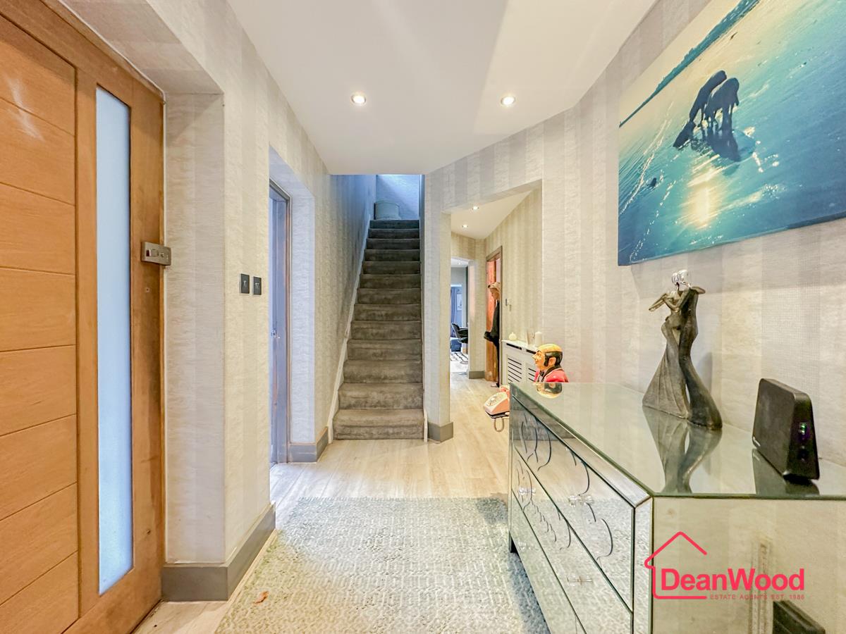 3, River Vale, Douglas, Isle Of Man. - Photo 4 of 26