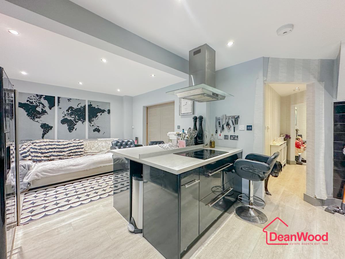 3, River Vale, Douglas, Isle Of Man. - Photo 5 of 26