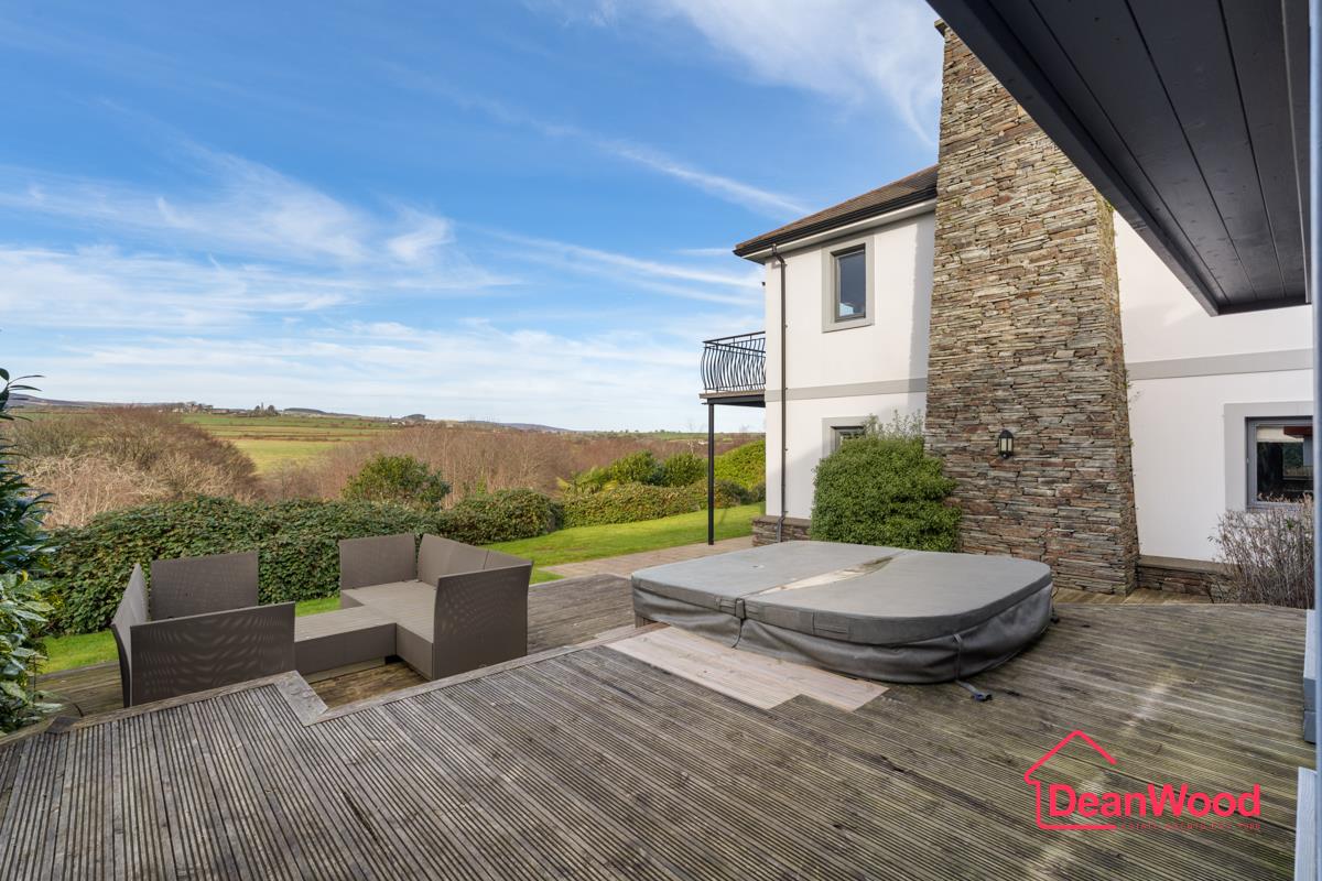 66 Groudle Road, Onchan. - Photo 2 of 58