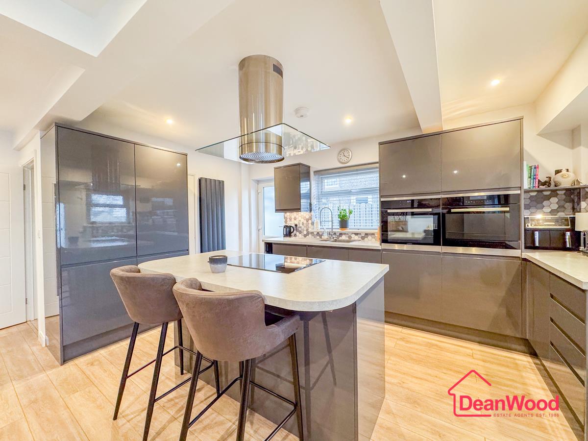 3 Birchleigh Close, Onchan. - Photo 4 of 32