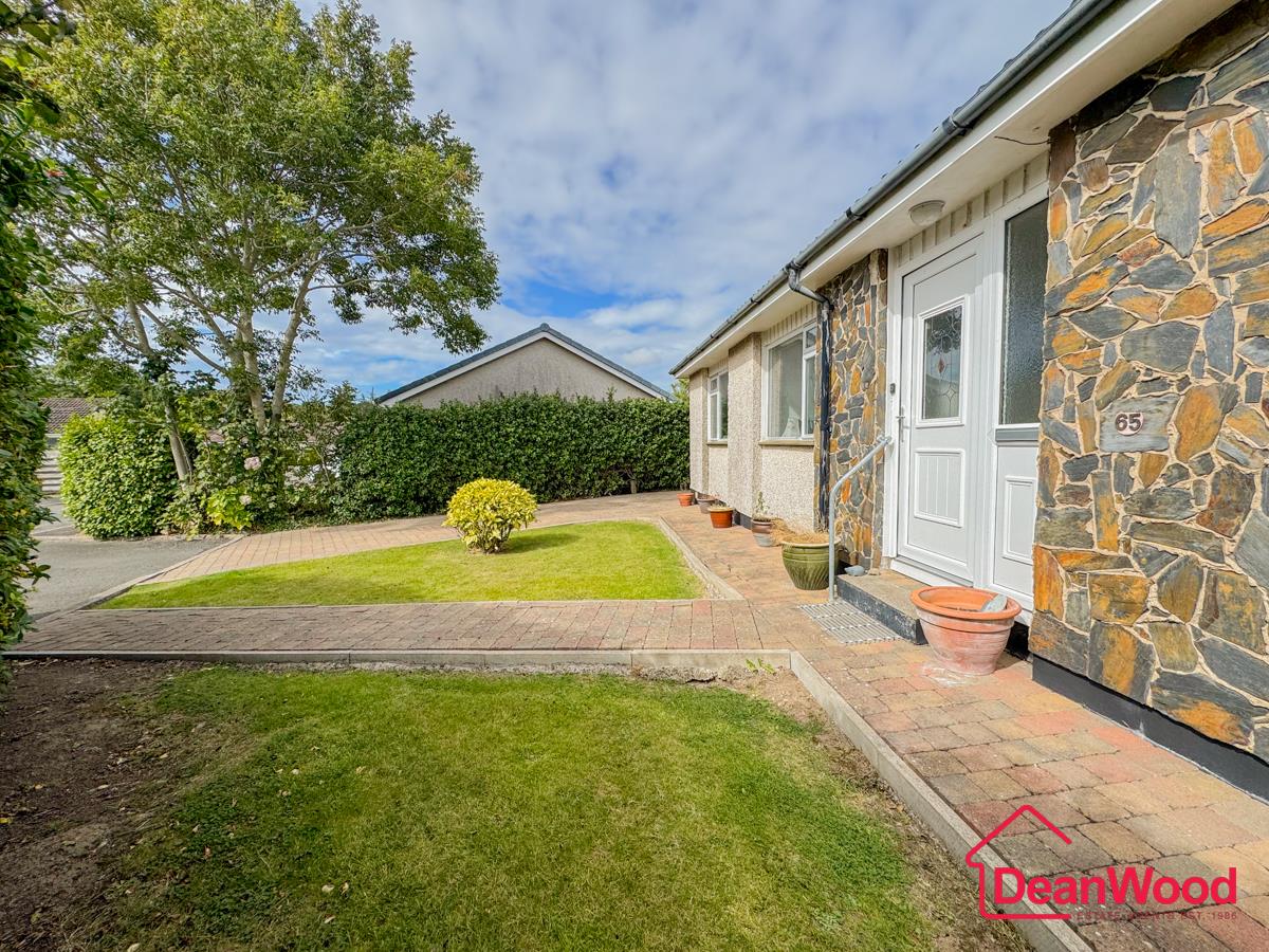 65, Lilac Grove, Silverburn, Ballasalla, Isle Of Man. - Photo 3 of 27