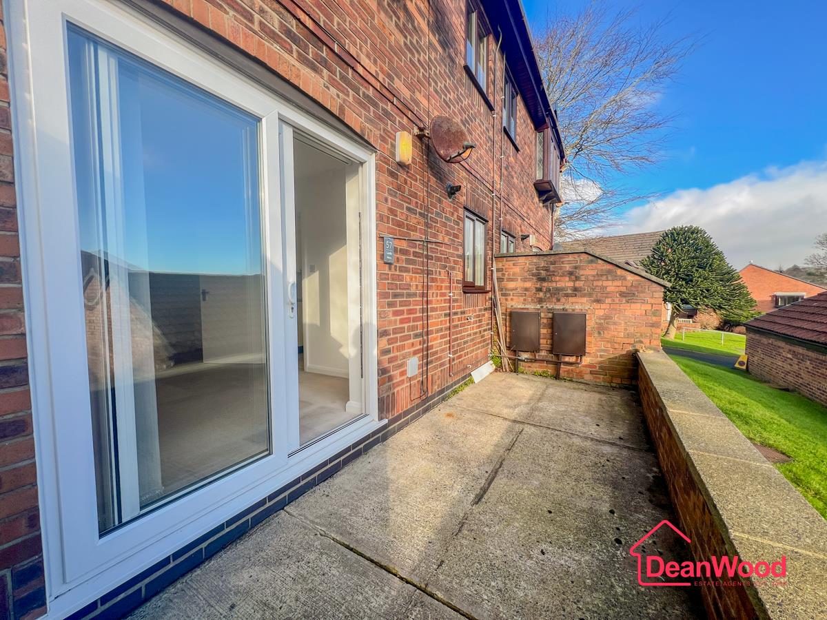 57 Saddle Mews, Douglas, Isle of Man. - Photo 4 of 14
