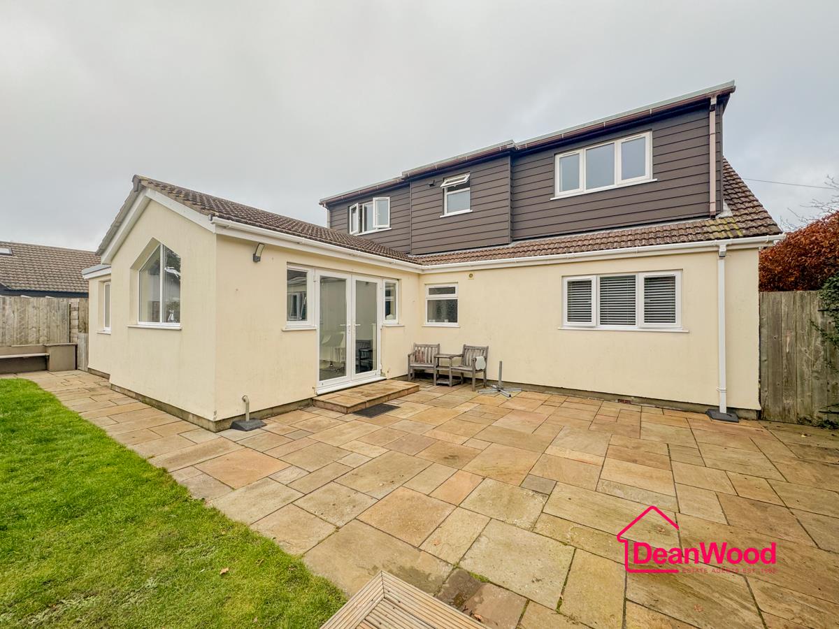 3 Ormly Avenue, Ramsey, Isle Of Man. - Photo 2 of 33