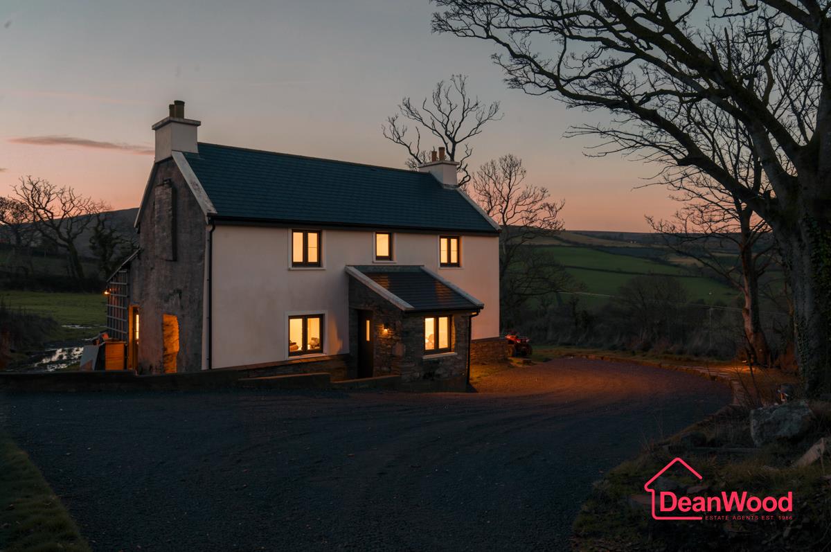 Ballabenna, Lhoobs Road, Foxdale, Isle Of Man. - Photo 4 of 20