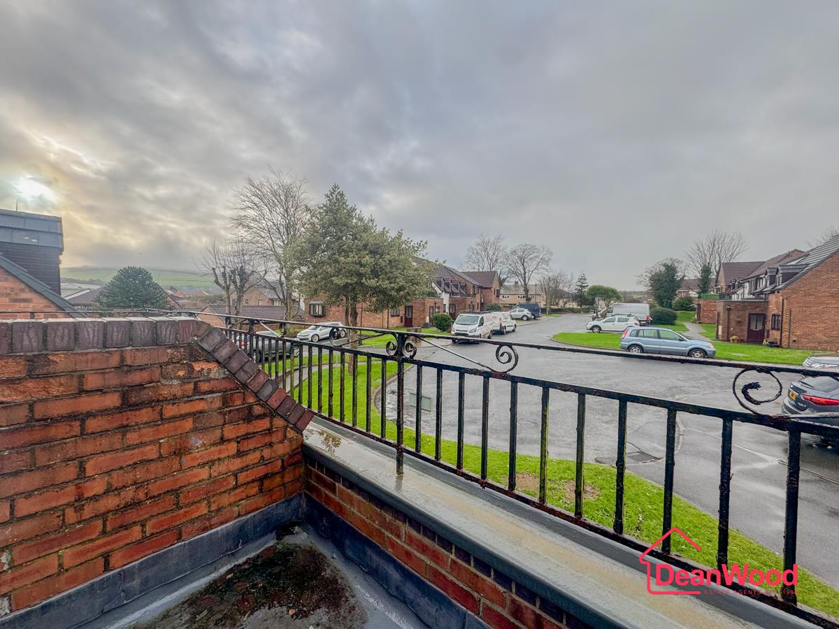 44, Saddle Mews, Douglas. - Photo 3 of 16