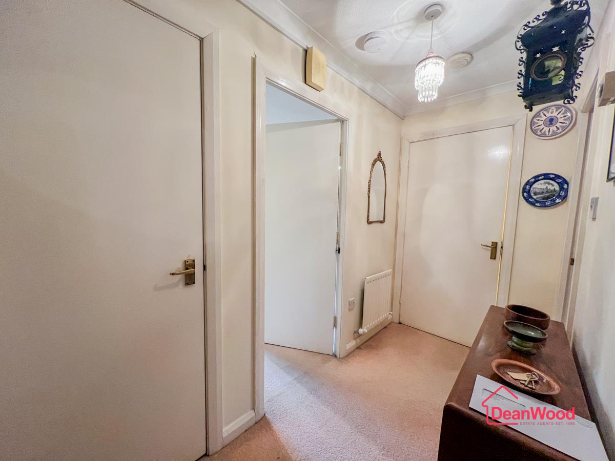 87 Saddle Mews, Douglas, Isle of Man. - Photo 4 of 16