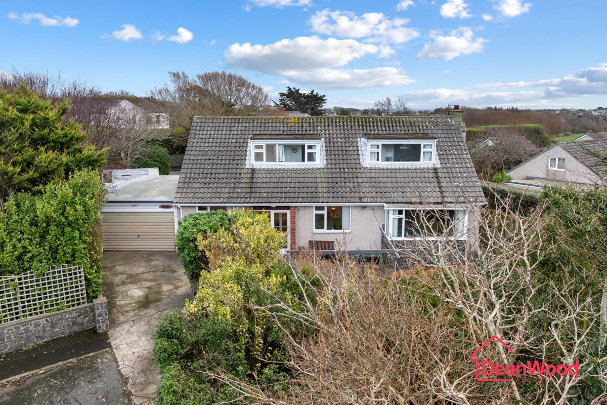 Erins Court, Ballagale Avenue, Port Erin, Isle of Man. - Photo 2 of 40