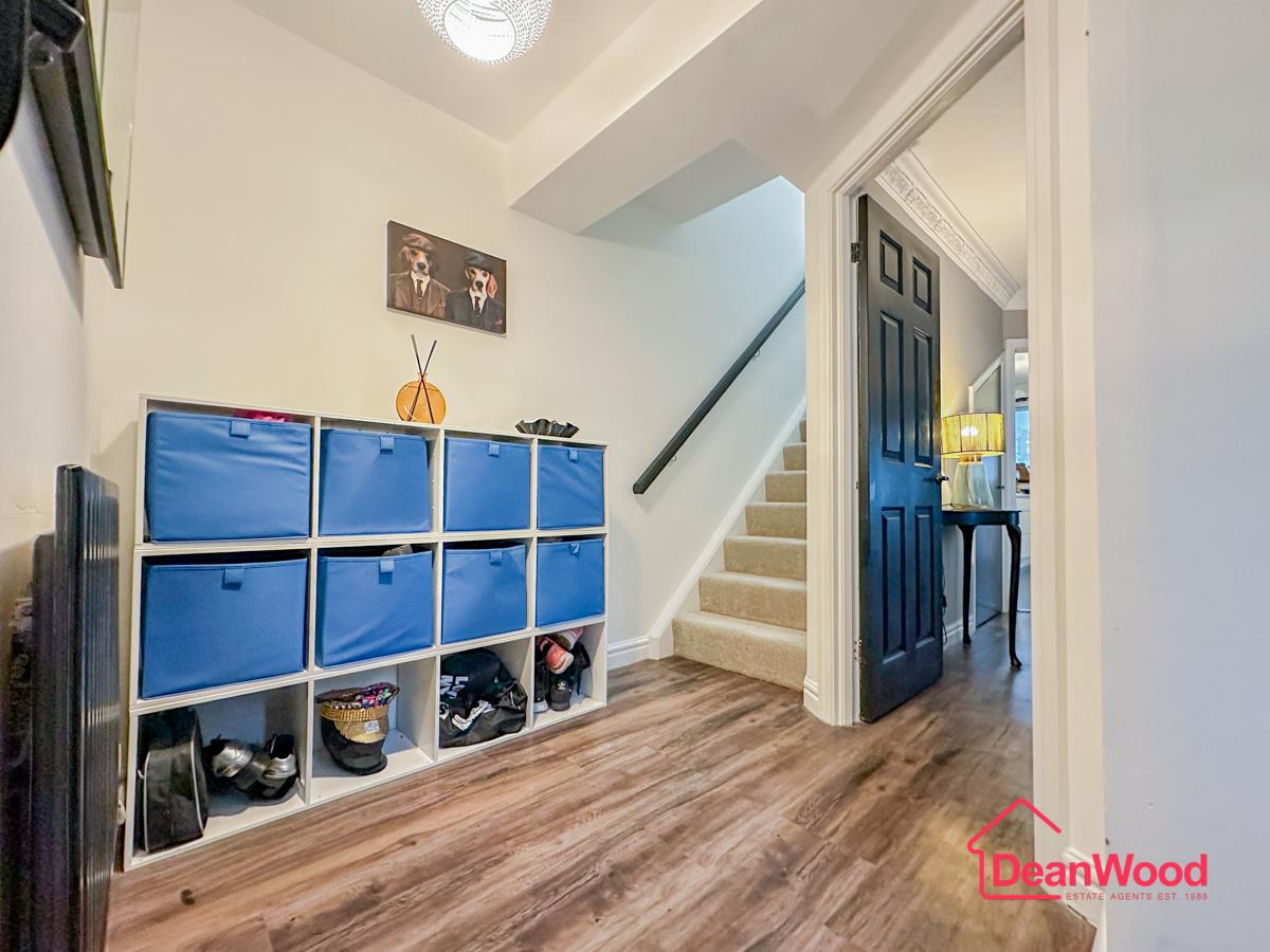 6 Larch Hill, Douglas. - Photo 2 of 38