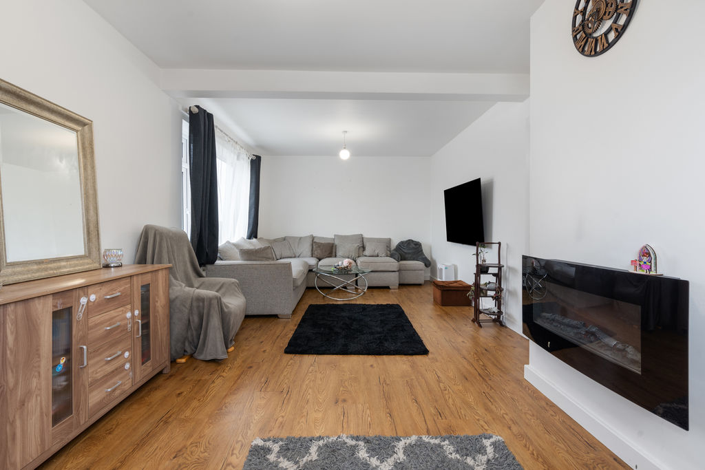 66 Wybourn Drive, Onchan IM3 4AY. - Photo 3 of 24
