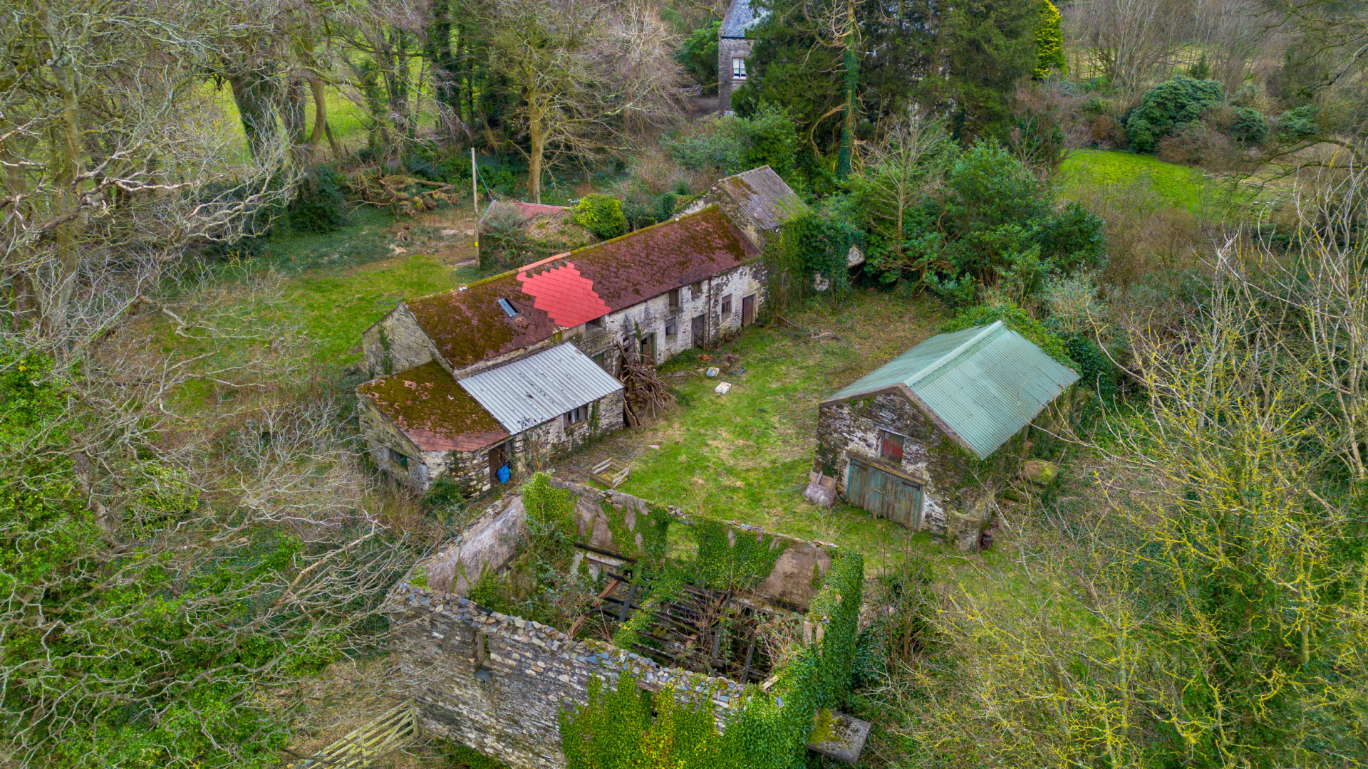 Outbuildings, Glen Mooar Road, St. John's, IM4 3AQ, St Johns. - Photo 1 of 14