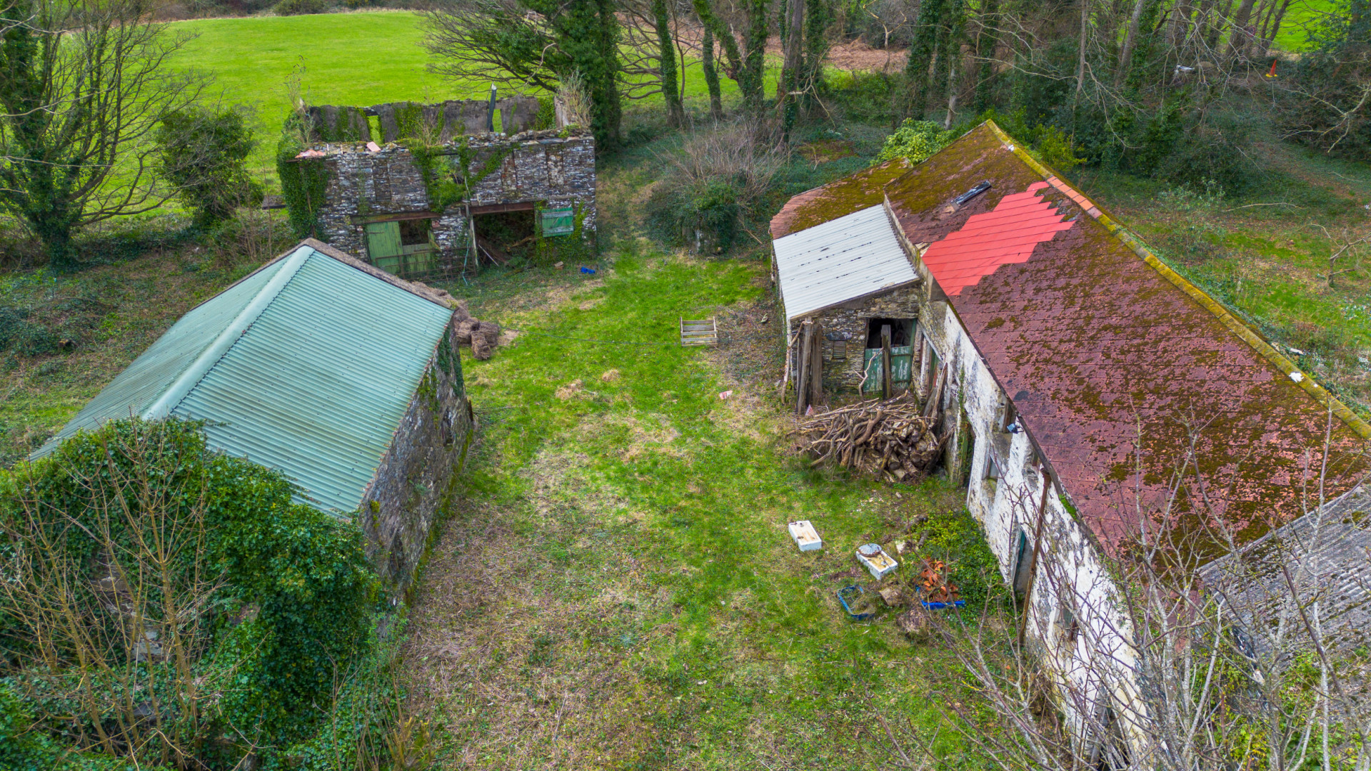 Outbuildings, Glen Mooar Road, St. John's, IM4 3AQ, St Johns. - Photo 4 of 14