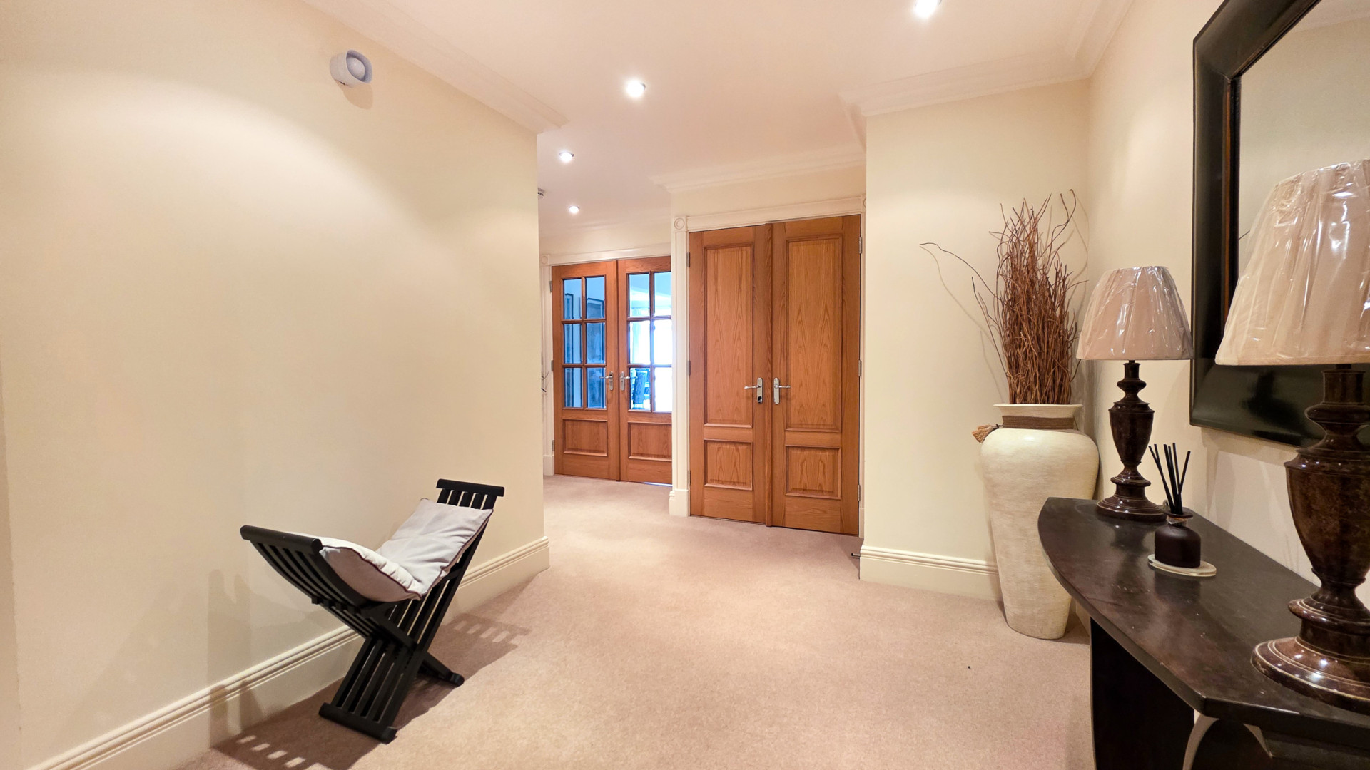 Apt. 12 Majestic Apartments, King Edward Road, Onchan, IM3 2BD. - Photo 3 of 26