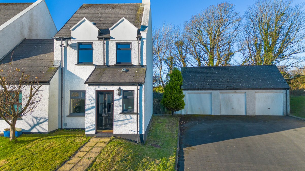 1 Murrays Lake Drive, Mount Murray, Douglas, IM4 2GZ.