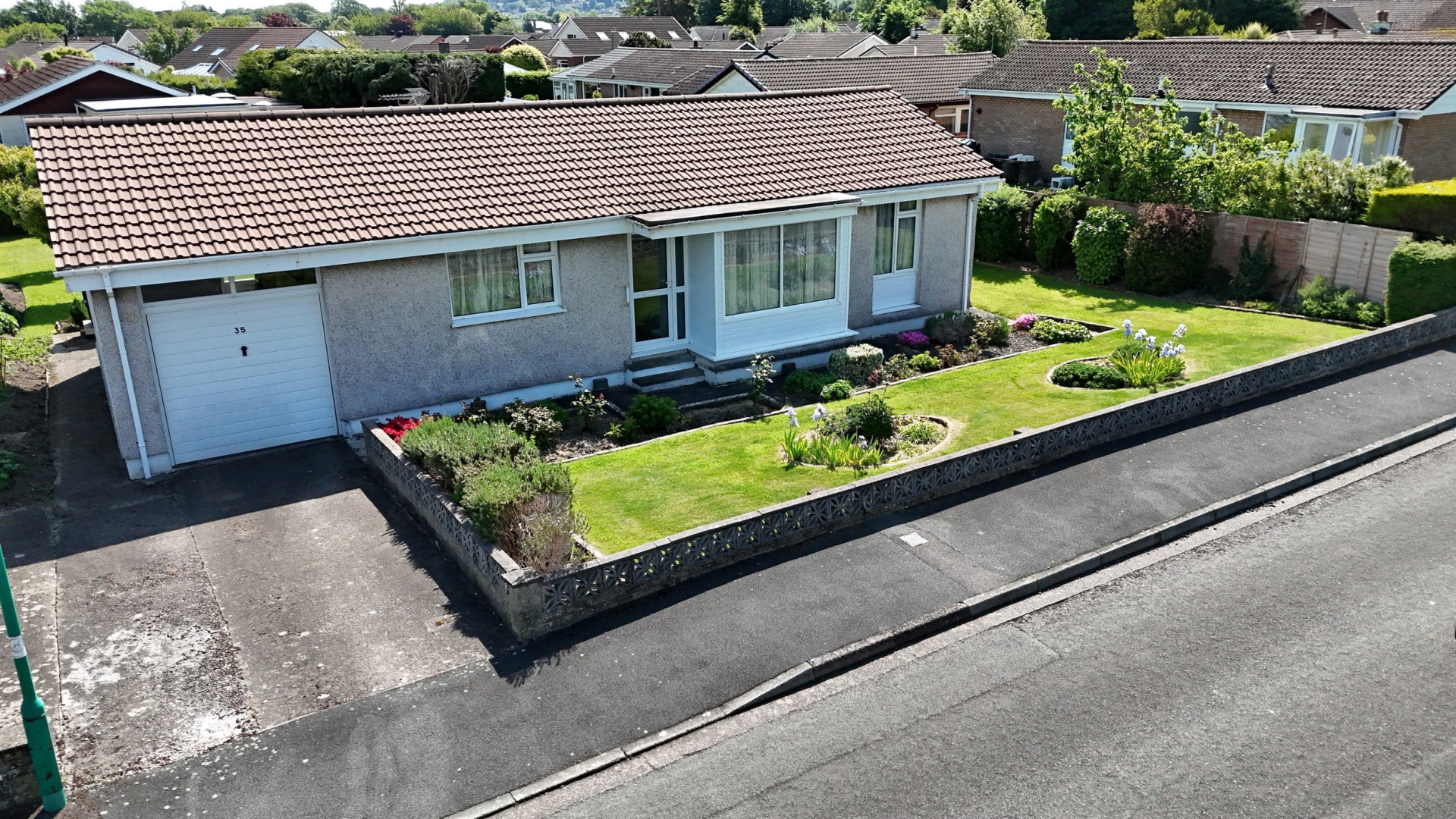 35 Lezayre Park, Ramsey, IM8 2PS. - Photo 1 of 19