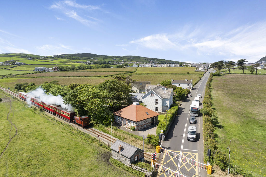 The Gate House, Castletown Road, Port St Mary IM9 5LT. - Photo 2 of 18