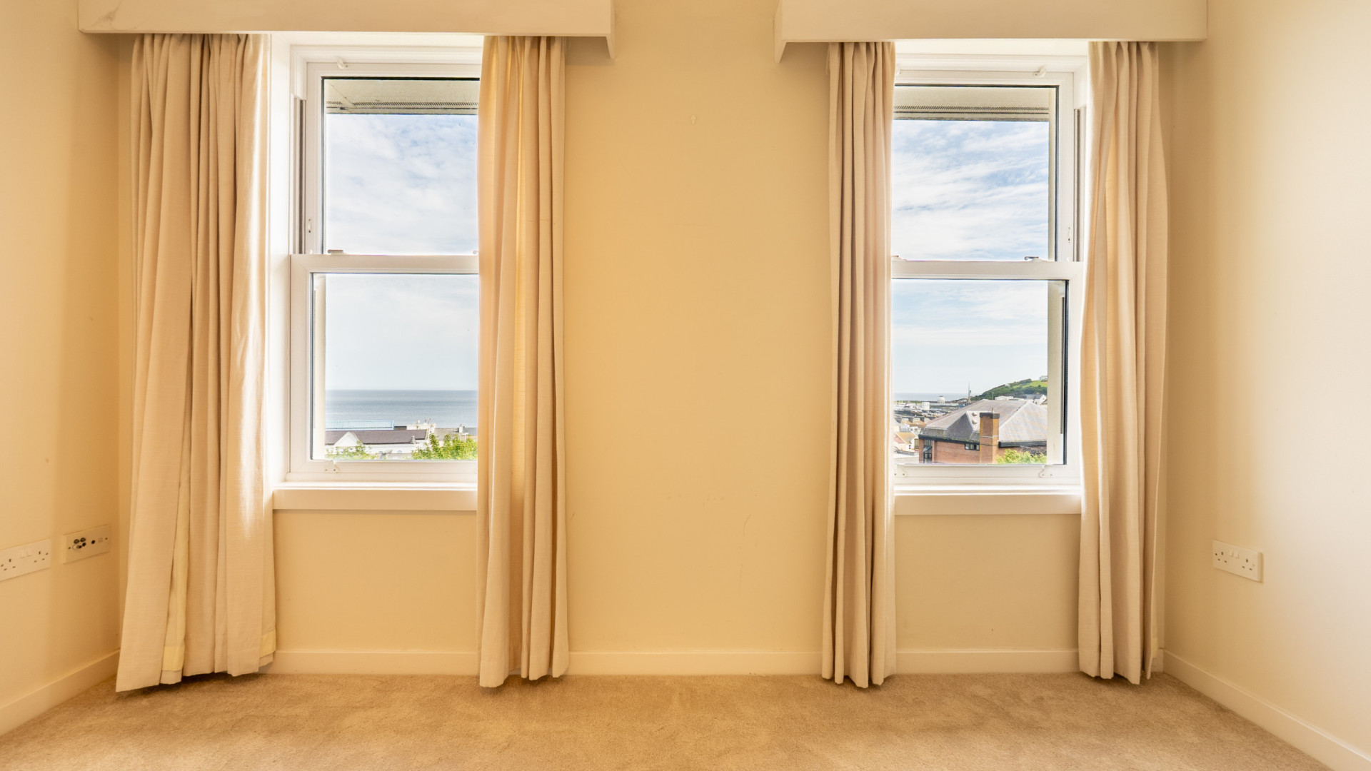 Apt. 8 Harris View Apartments, Mona Terrace, Douglas, IM1 3NA. - Photo 3 of 10