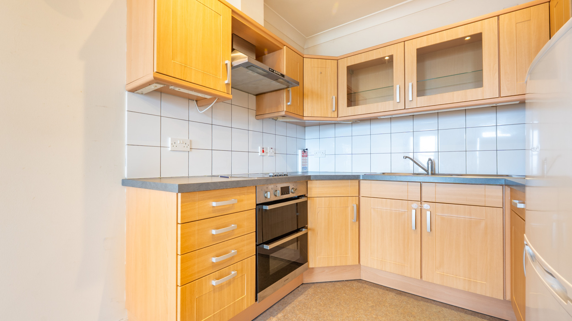 Apt. 8 Harris View Apartments, Mona Terrace, Douglas, IM1 3NA. - Photo 5 of 10