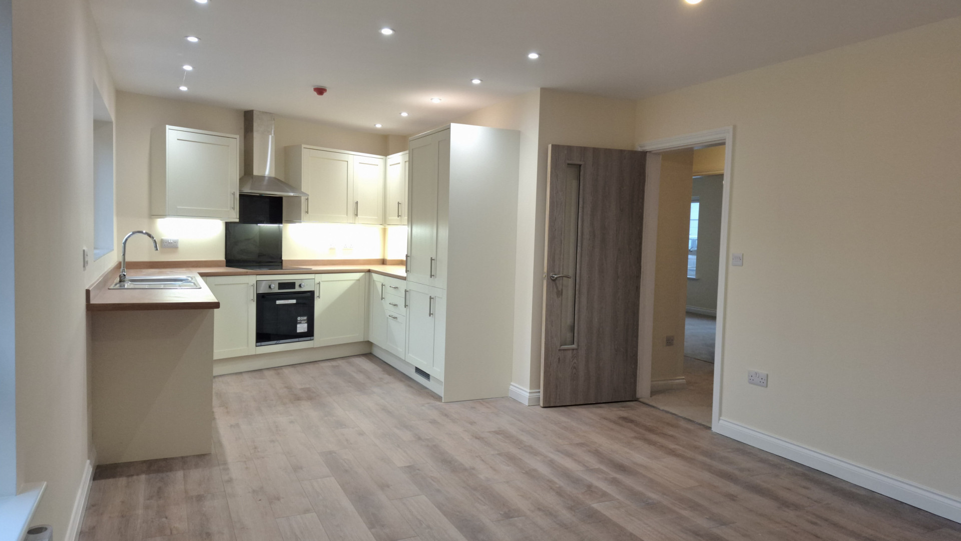 2 Forest View Apartments, Bowring Road, Ramsey, IM8 1DA. - Photo 5 of 15