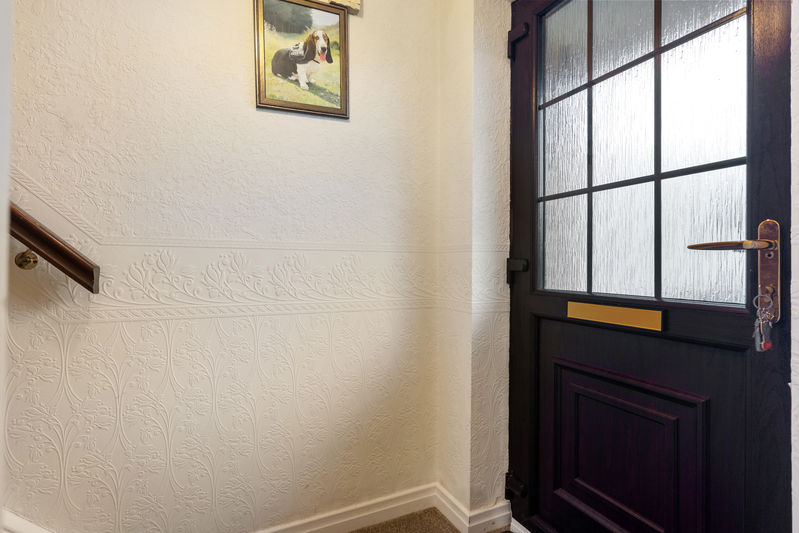 31 Meadow Crescent, Douglas IM2 1NS. - Photo 2 of 16