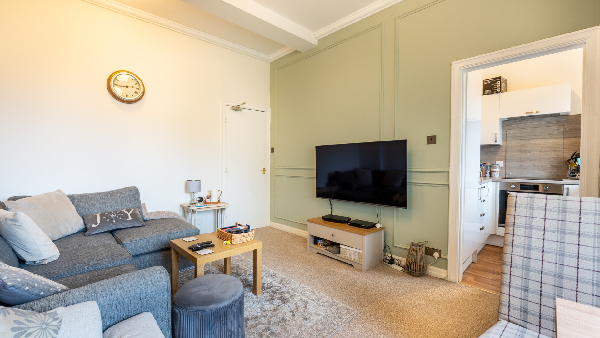 Apt. 2, 16 Derby Square, Douglas, IM1 3LS. - Photo 4 of 11
